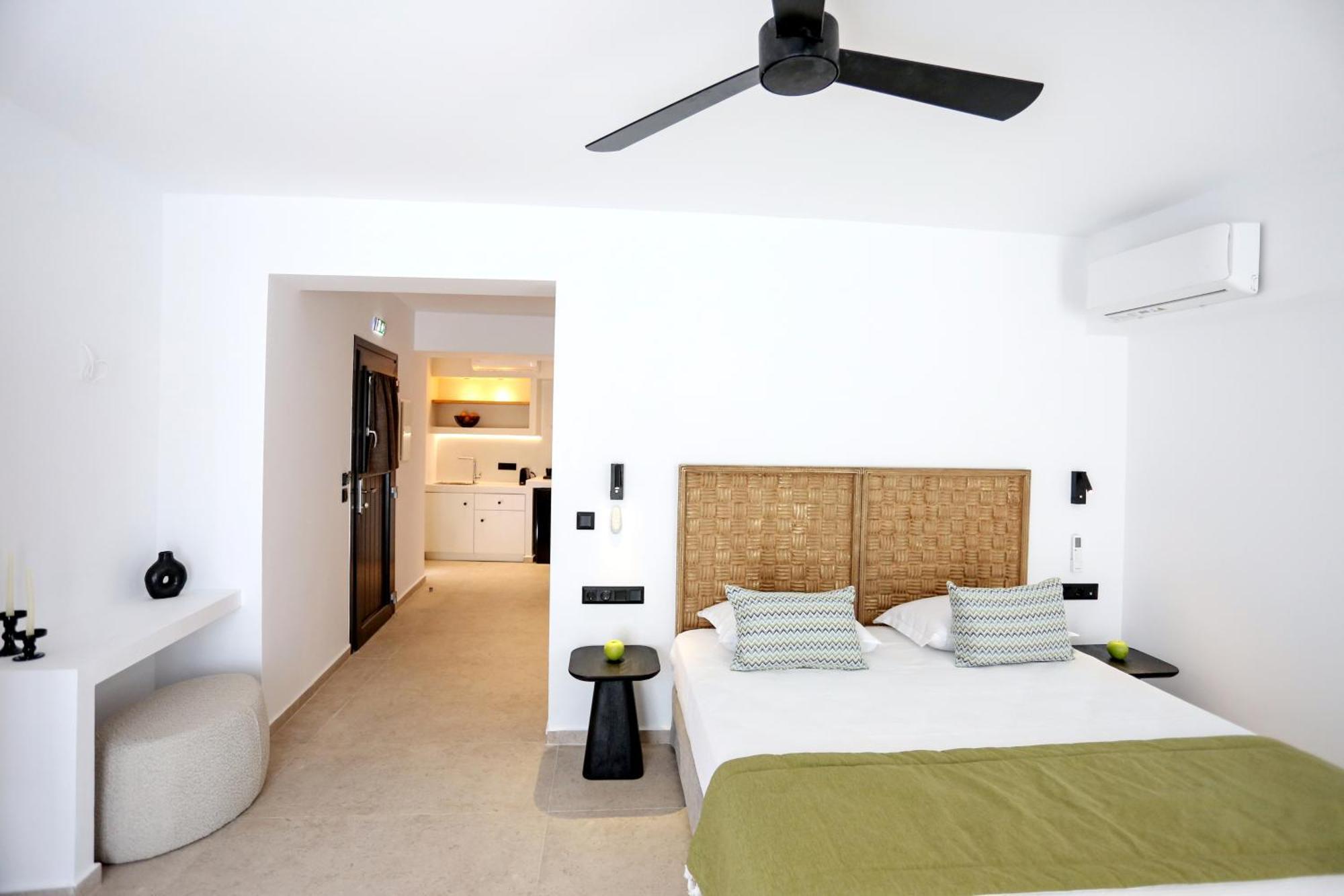 La Maltese Boutique Paros Apartment *