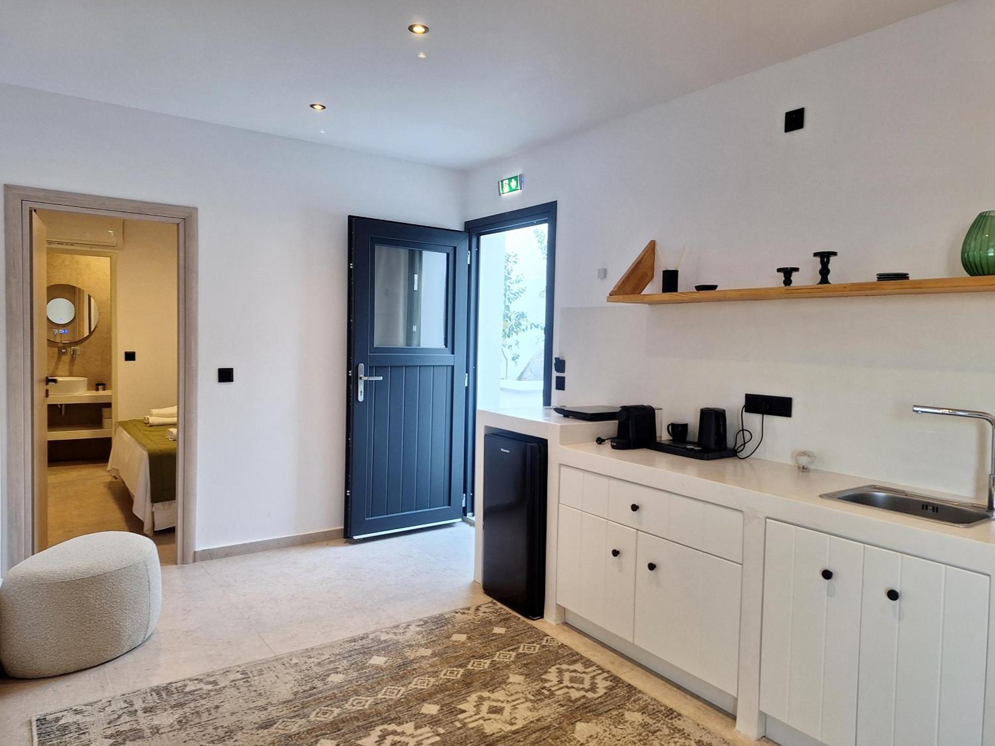 La Maltese Boutique Paros Apartment *